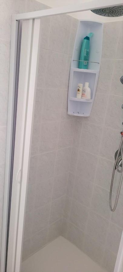 Intero Con Parcheggio Gratuito Apartment *