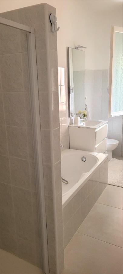 Apartment Intero Con Parcheggio Gratuito